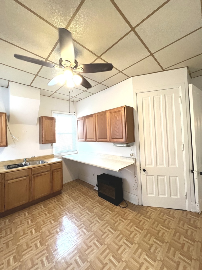 3322-26-28 South Parnell Avenue Chicago IL 60616
