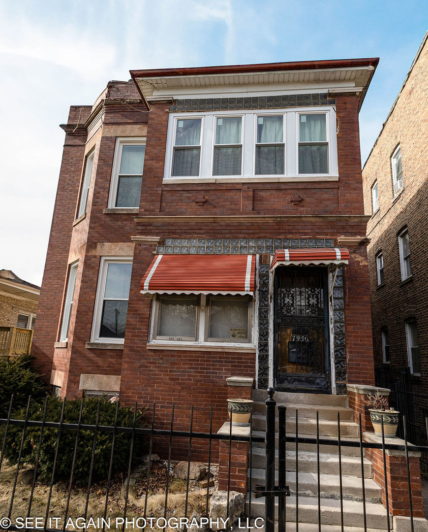 7930 South Luella Avenue Chicago IL 60617