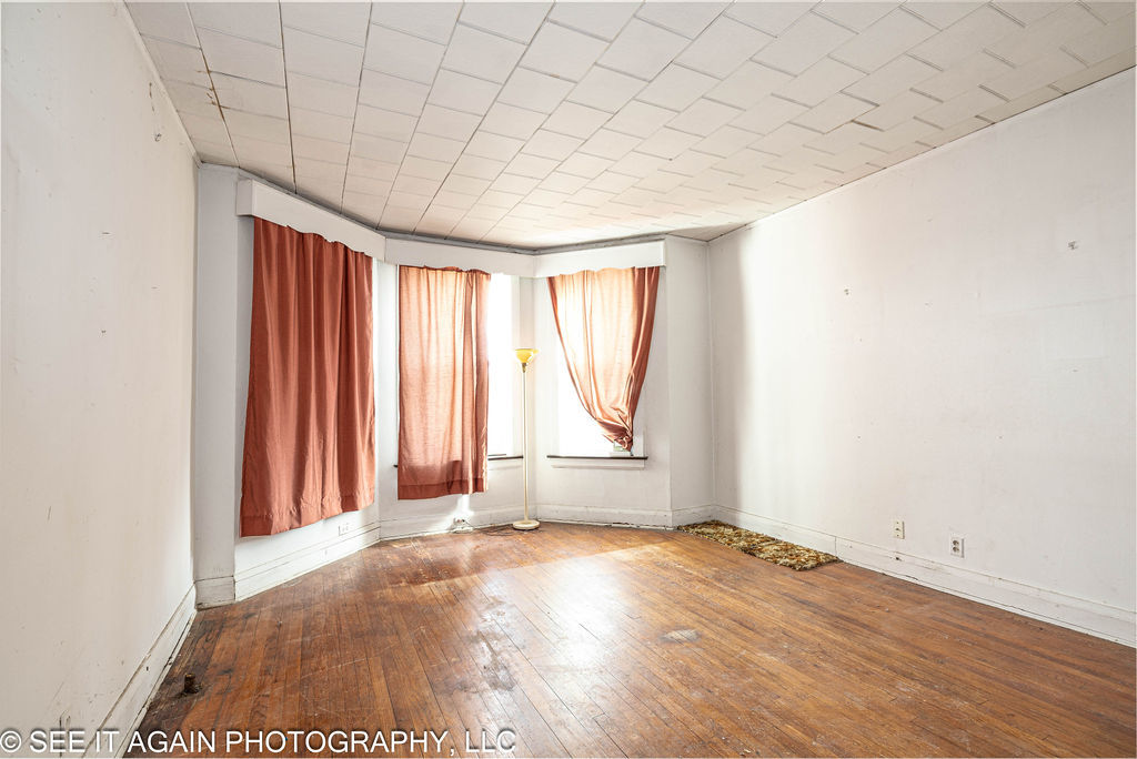 7930 South Luella Avenue Chicago IL 60617