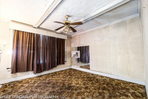 7930 South Luella Avenue Chicago IL 60617