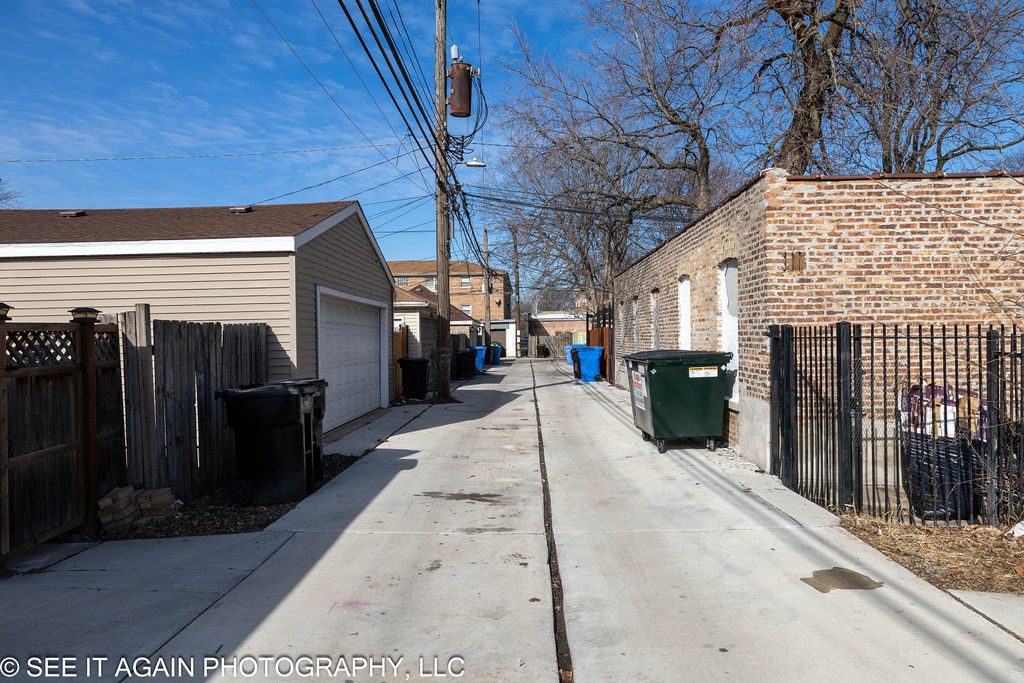 7930 South Luella Avenue Chicago IL 60617