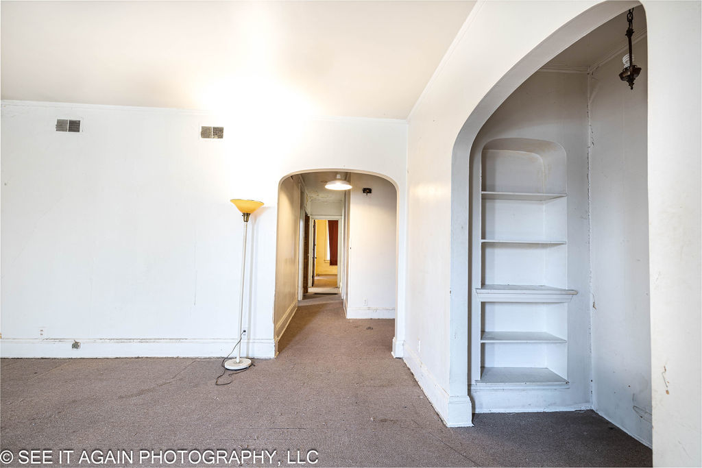 7930 South Luella Avenue Chicago IL 60617
