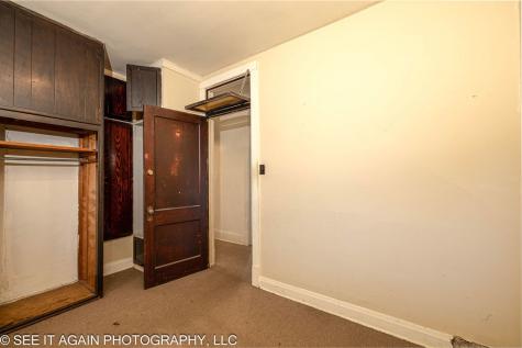 7930 South Luella Avenue Chicago IL 60617