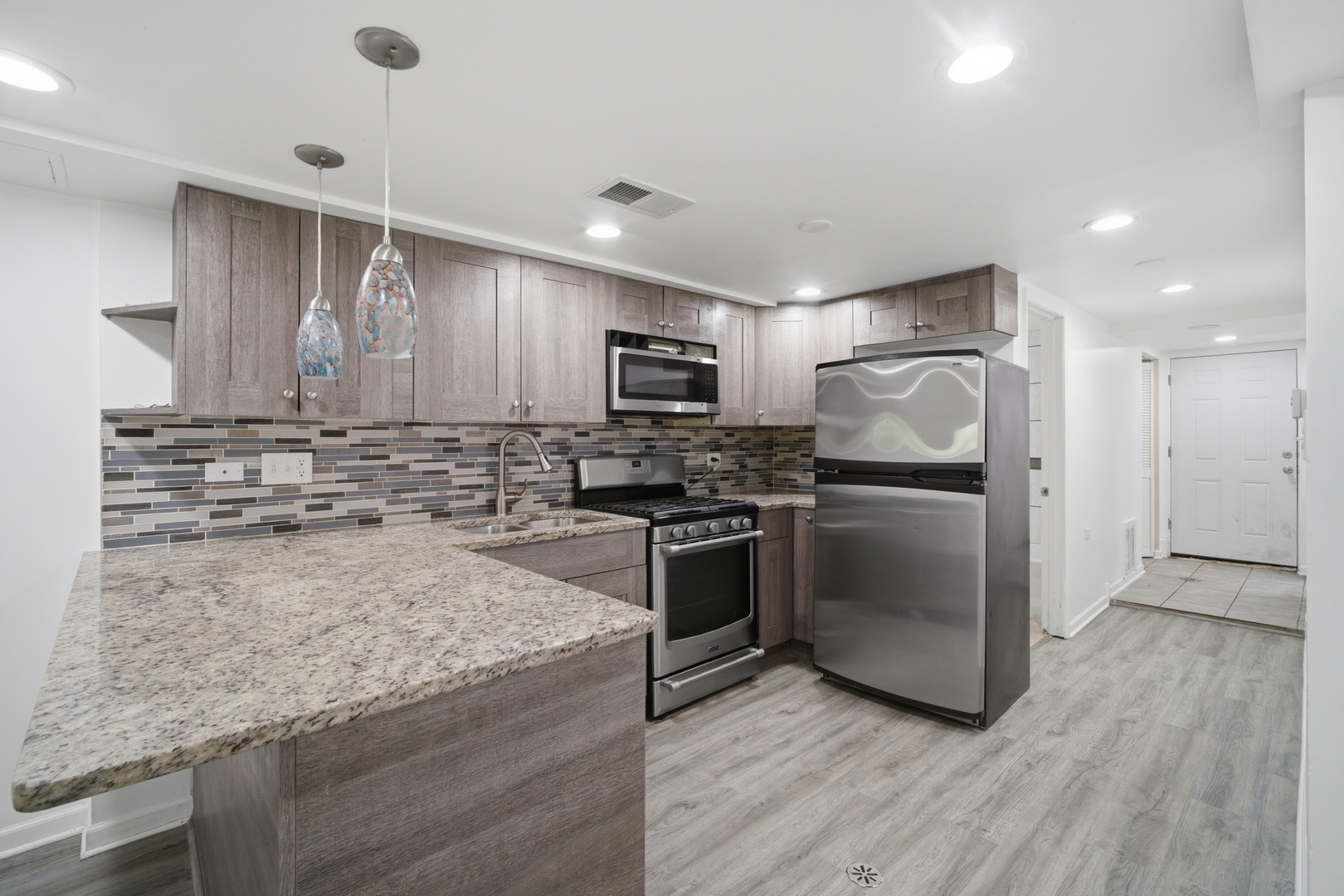 3505 West Le Moyne Street Chicago IL 60651