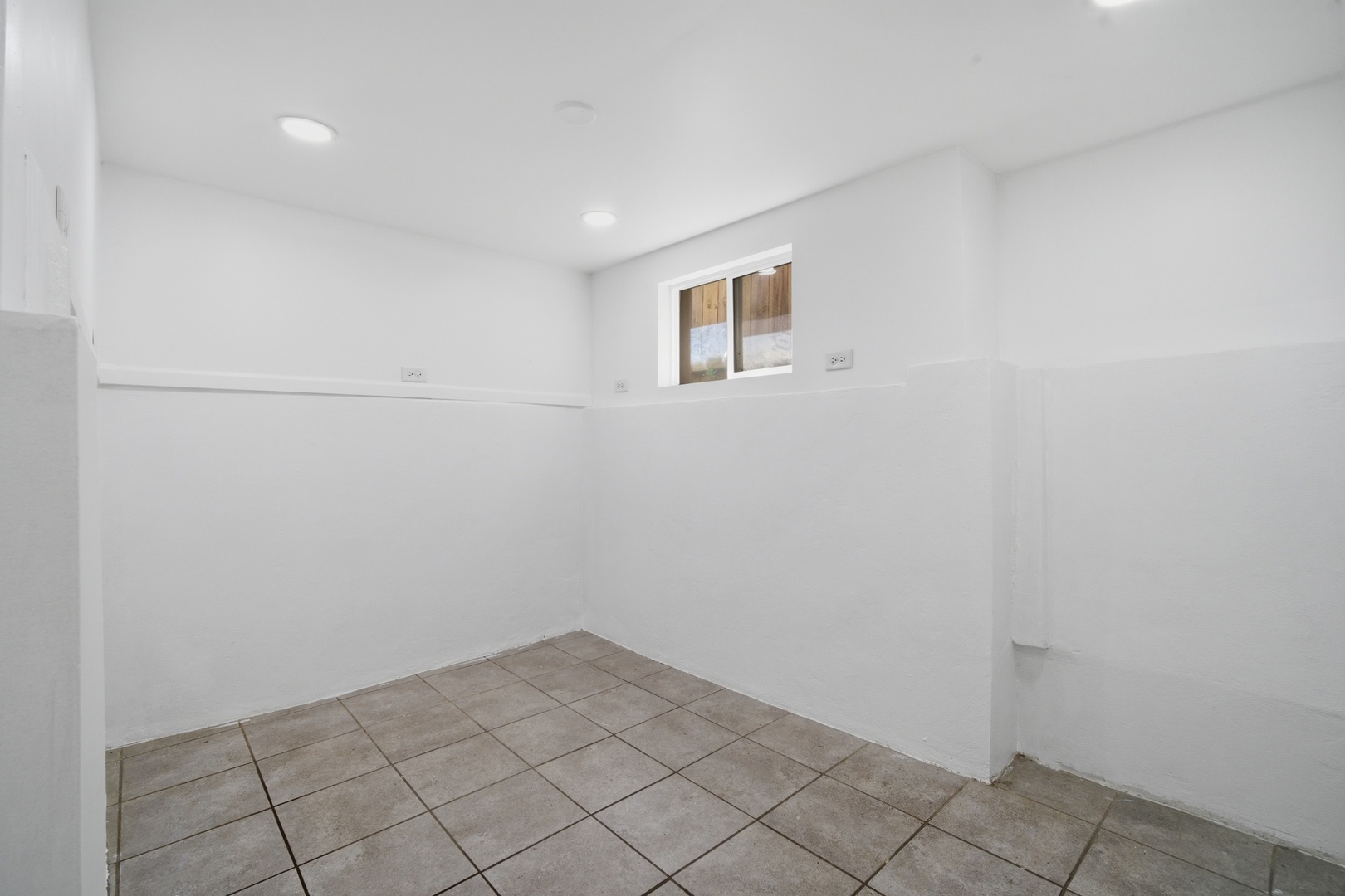 3505 West Le Moyne Street Chicago IL 60651