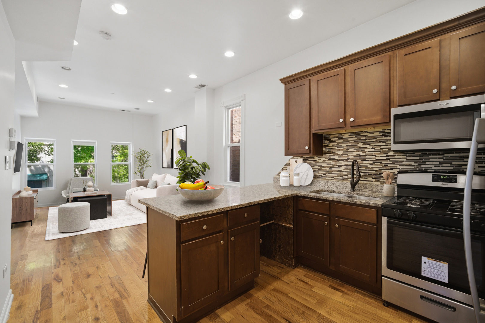 3505 West Le Moyne Street Chicago IL 60651
