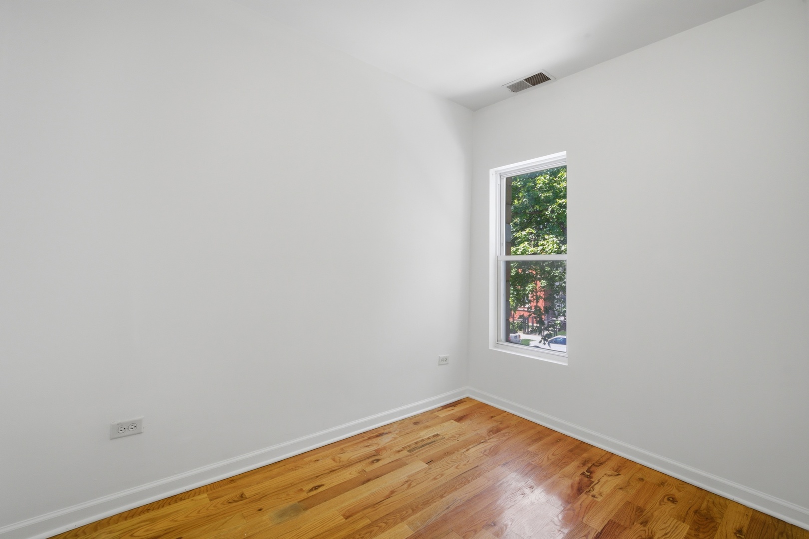 3505 West Le Moyne Street Chicago IL 60651