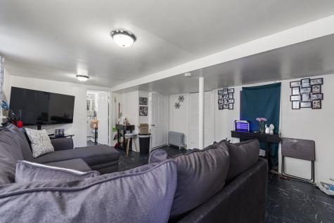 5121 West Henderson Avenue Chicago IL 60641