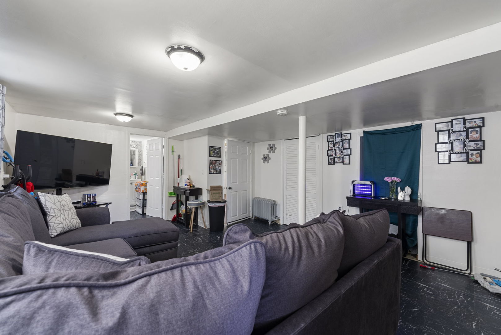 5121 West Henderson Avenue Chicago IL 60641