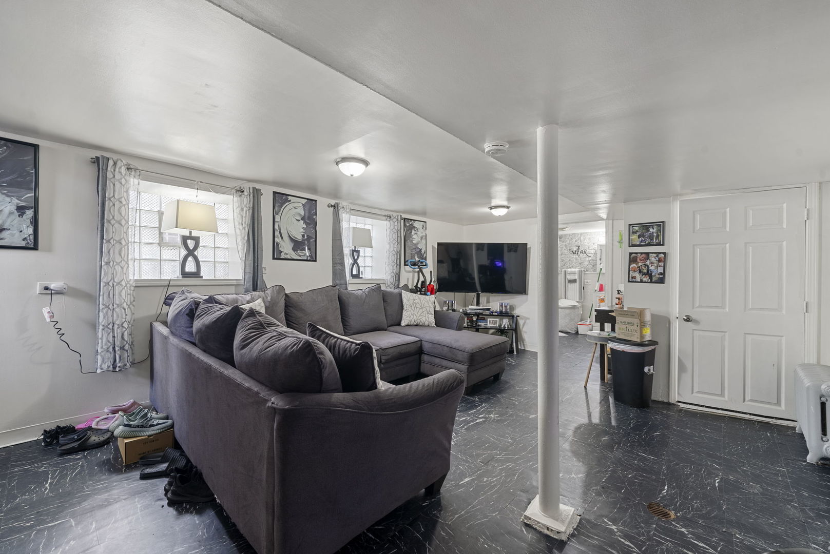 5121 West Henderson Avenue Chicago IL 60641