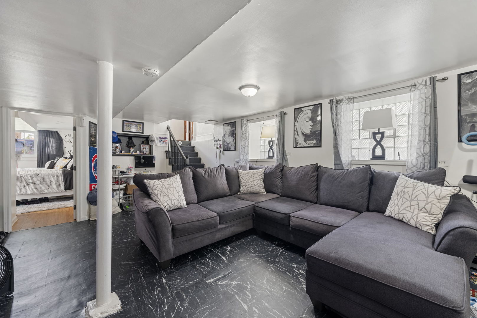 5121 West Henderson Avenue Chicago IL 60641