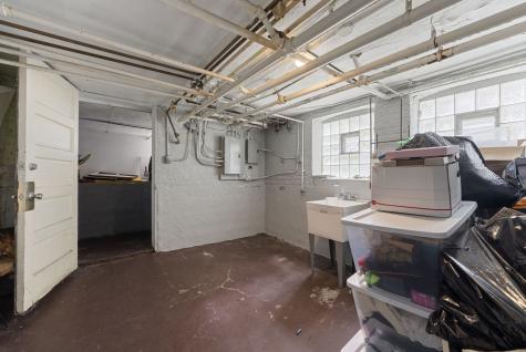 5121 West Henderson Avenue Chicago IL 60641