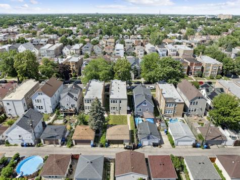 5121 West Henderson Avenue Chicago IL 60641