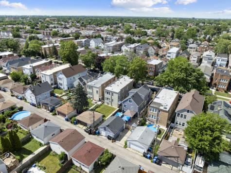 5121 West Henderson Avenue Chicago IL 60641