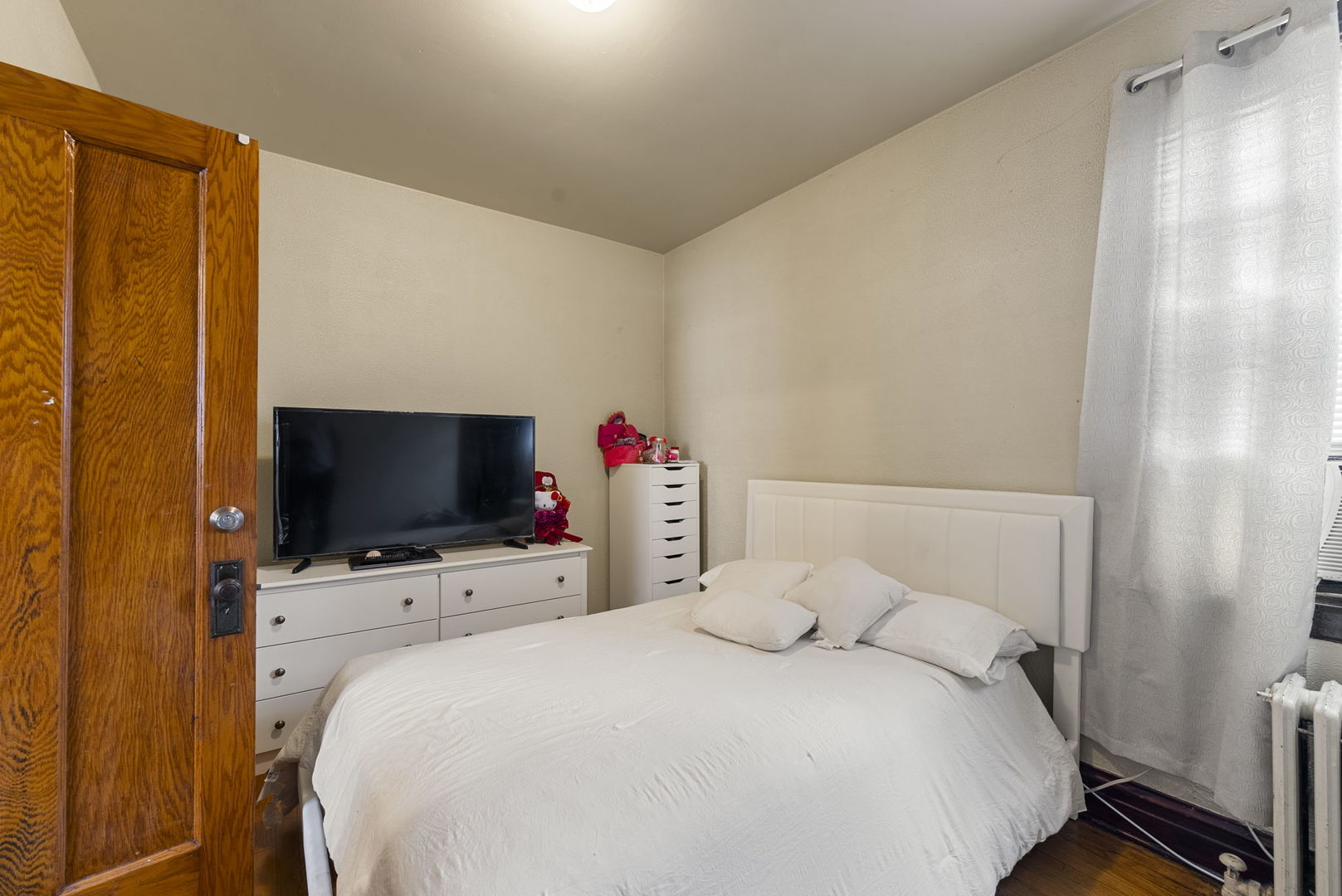 5121 West Henderson Avenue Chicago IL 60641