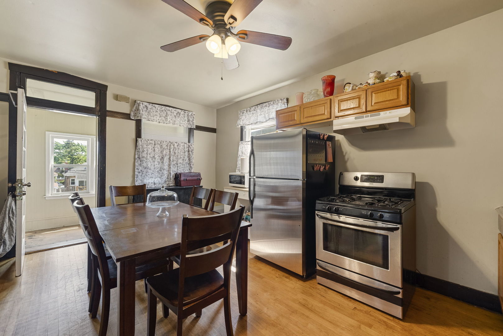 5121 West Henderson Avenue Chicago IL 60641