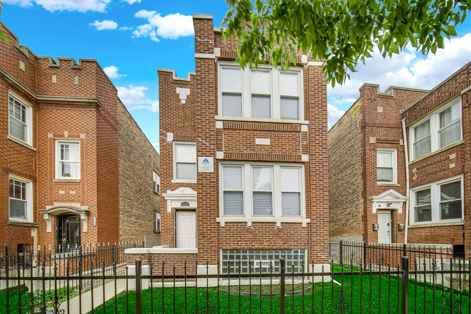8120 South Loomis Boulevard Chicago IL 60620