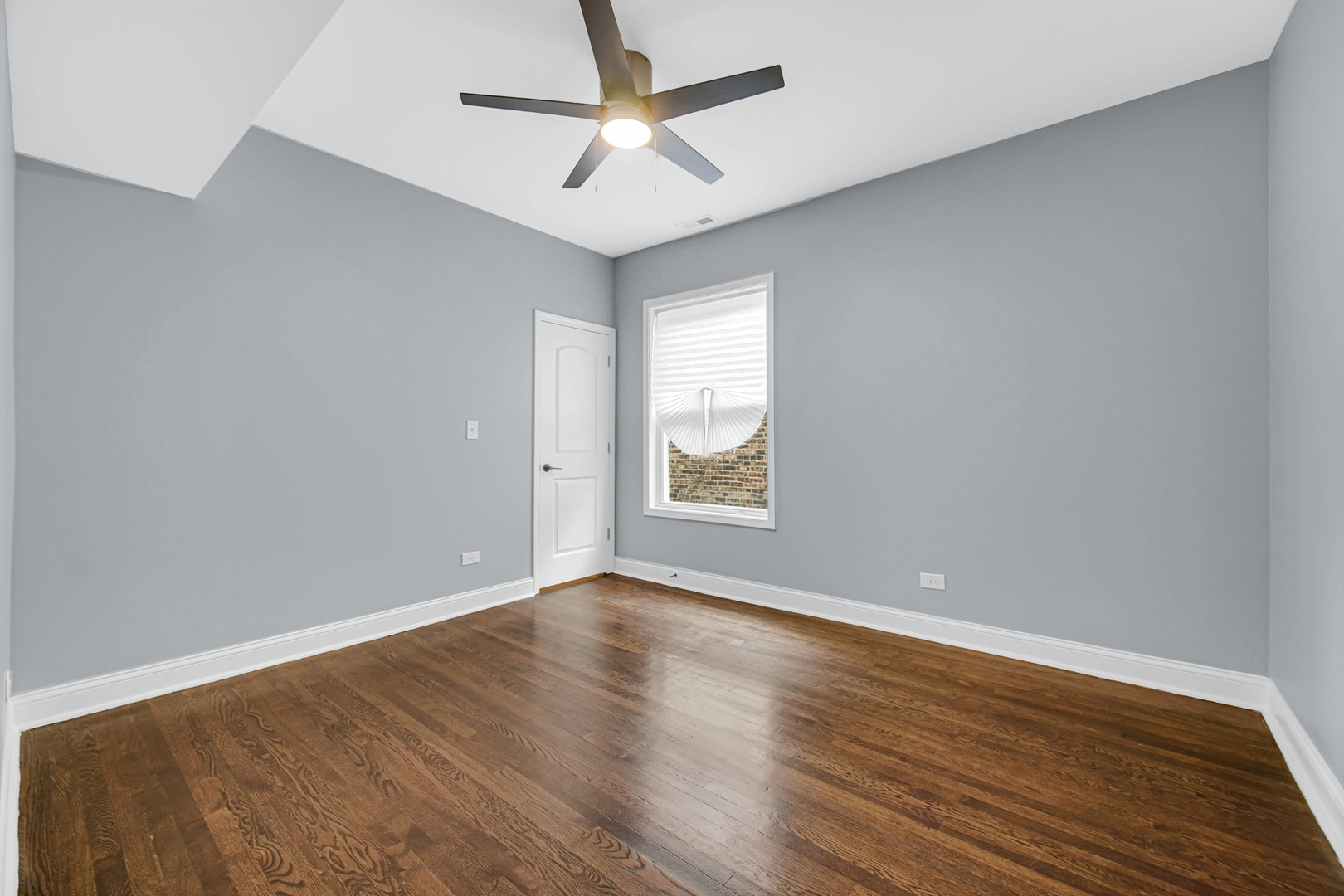 8120 South Loomis Boulevard Chicago IL 60620