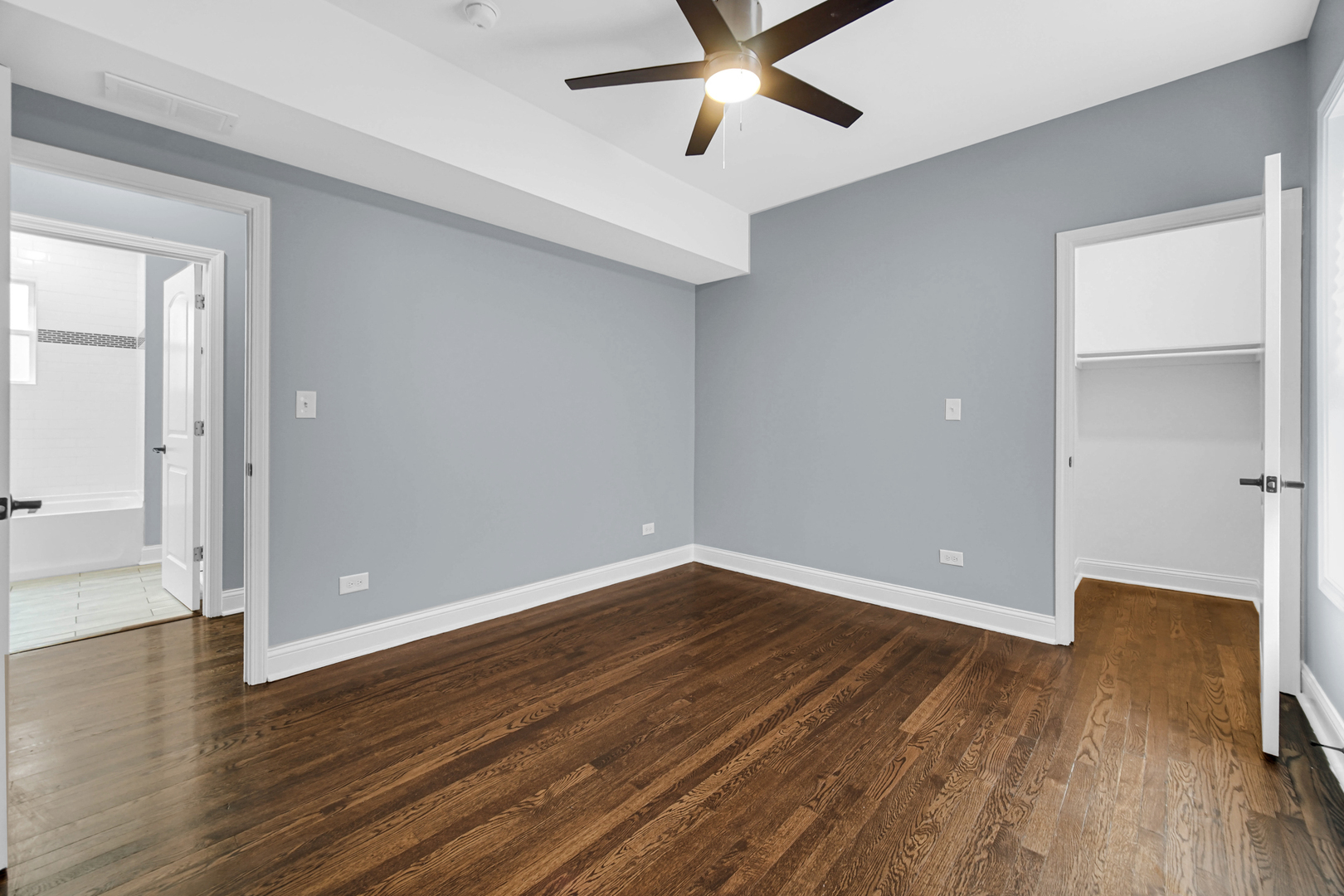 8120 South Loomis Boulevard Chicago IL 60620