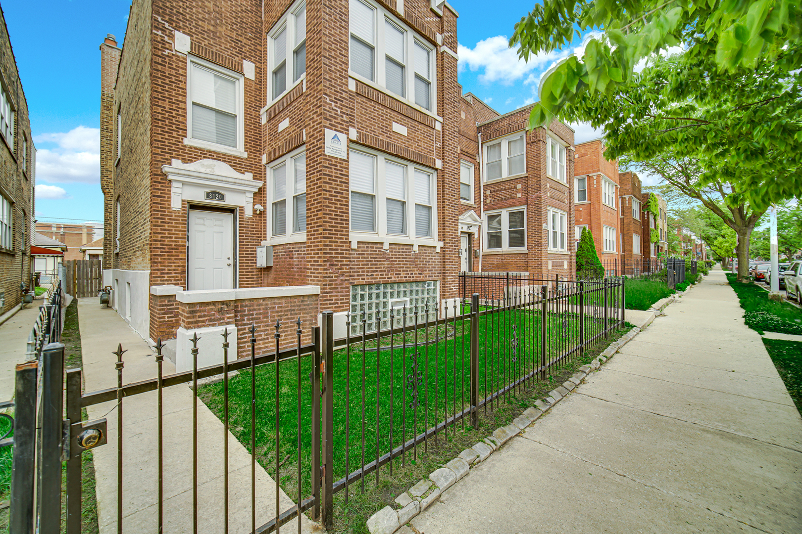 8120 South Loomis Boulevard Chicago IL 60620