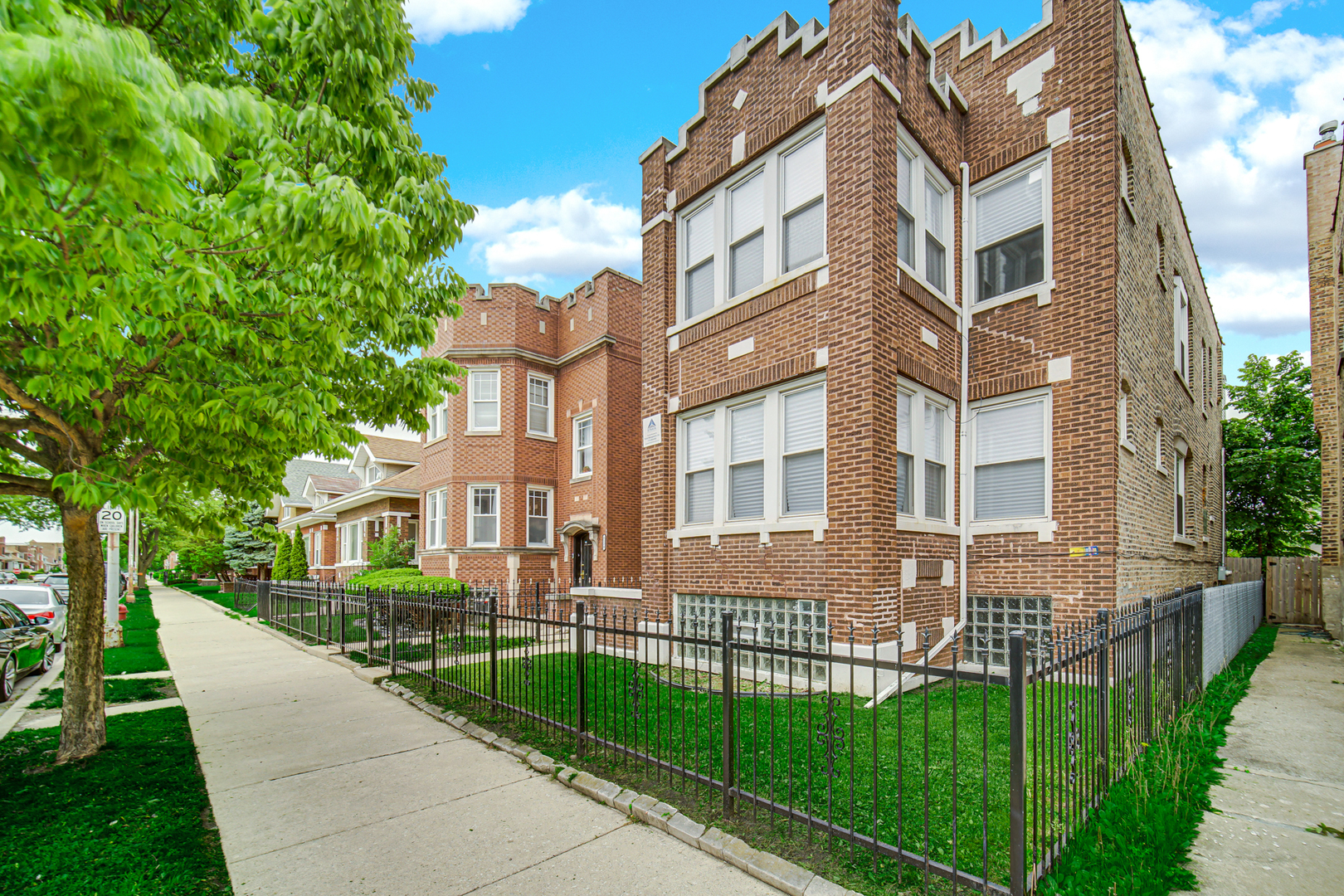 8120 South Loomis Boulevard Chicago IL 60620