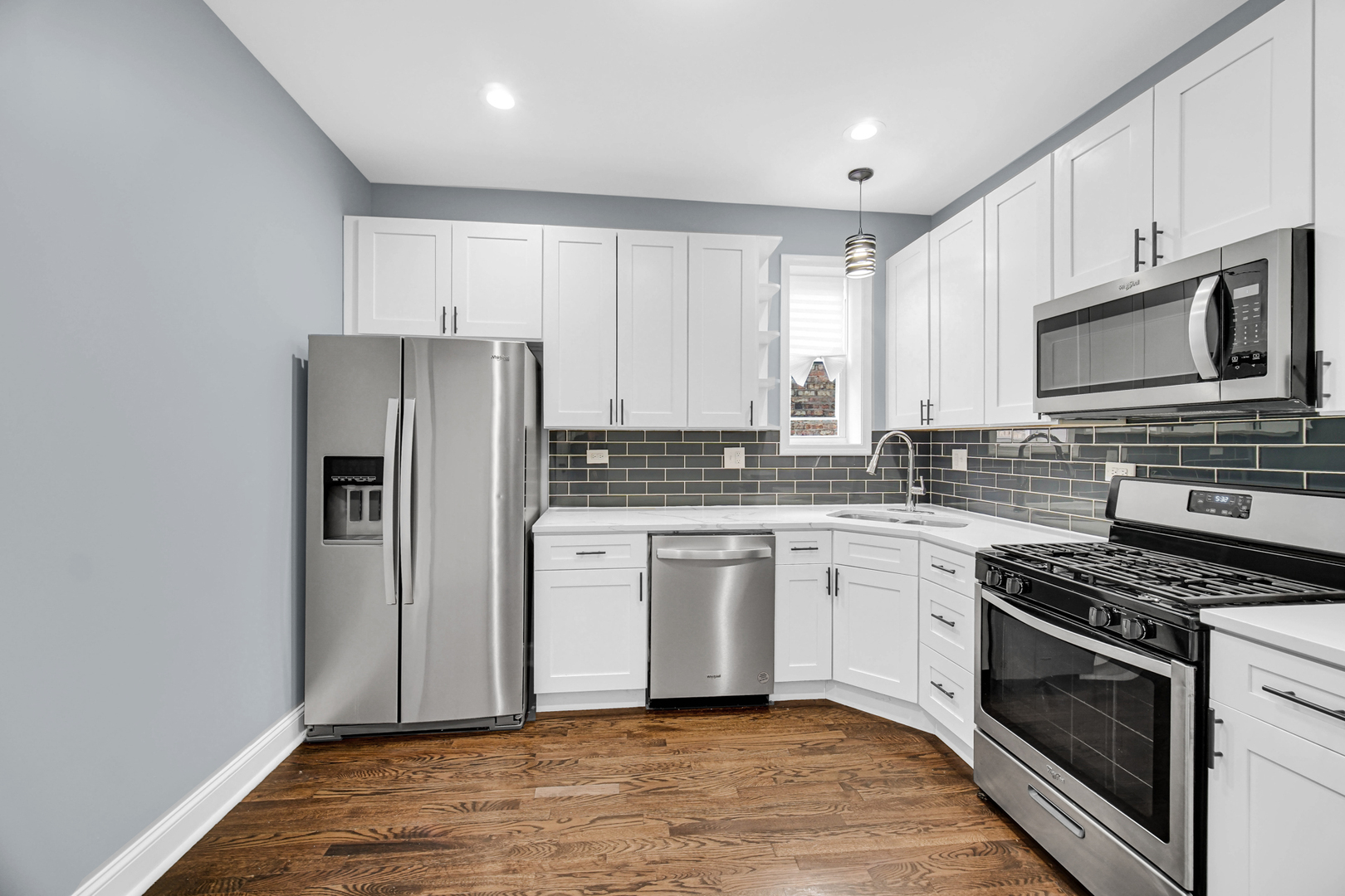 8120 South Loomis Boulevard Chicago IL 60620