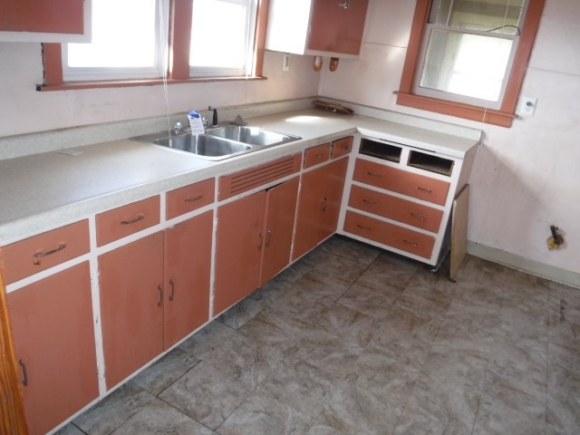 8736 South Emerald Avenue Chicago IL 60620