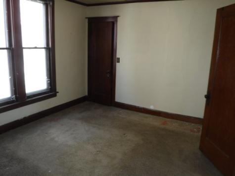 8736 South Emerald Avenue Chicago IL 60620