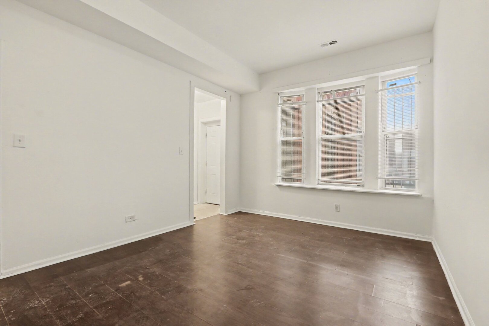 5718 South Green Street Chicago IL 60621