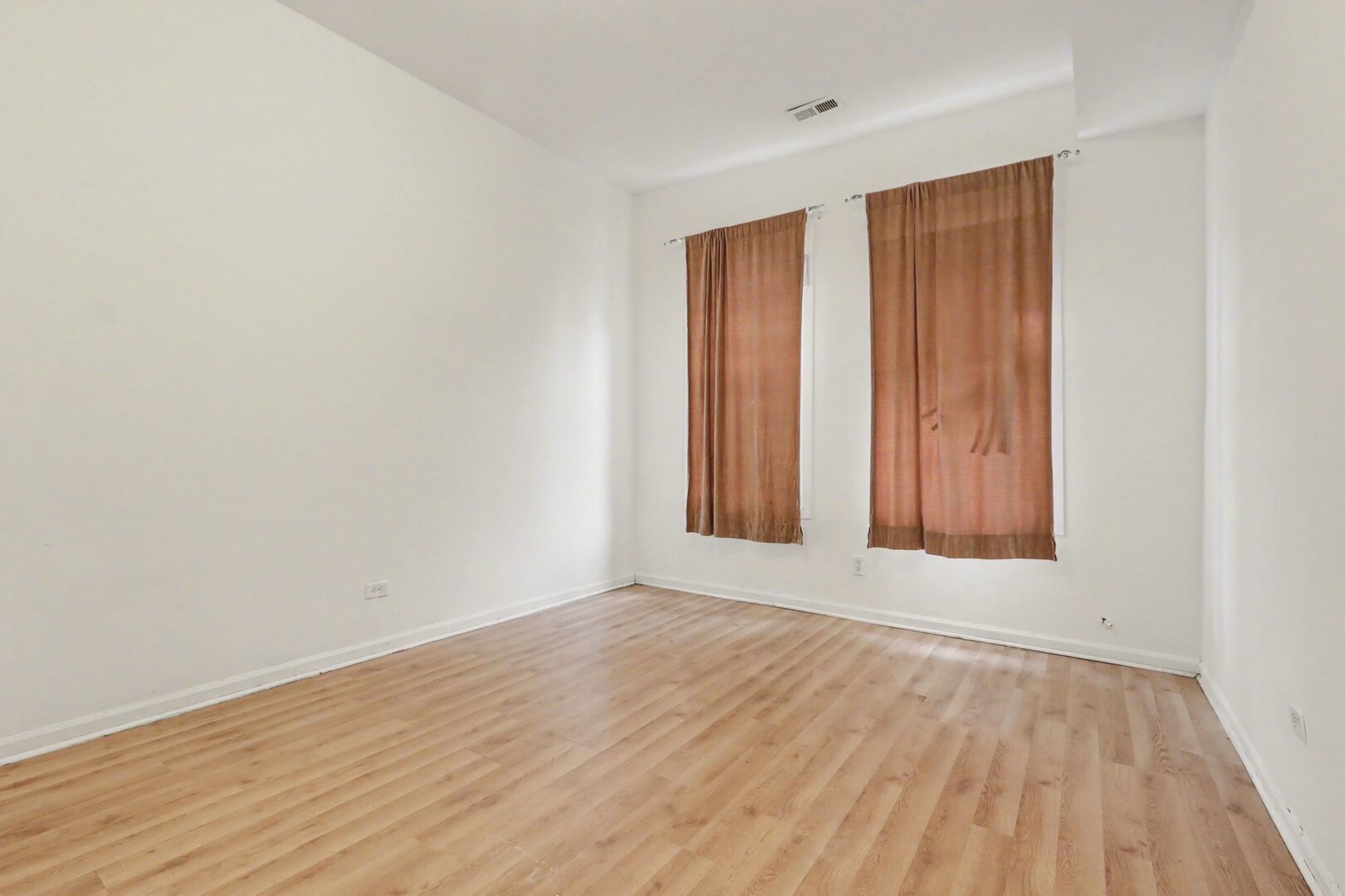 5718 South Green Street Chicago IL 60621
