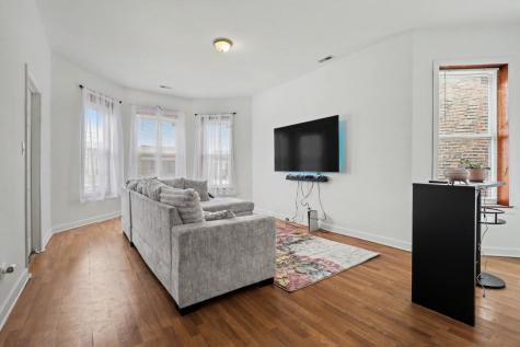 5718 South Green Street Chicago IL 60621
