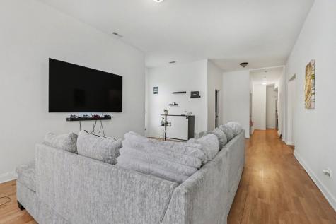 5718 South Green Street Chicago IL 60621