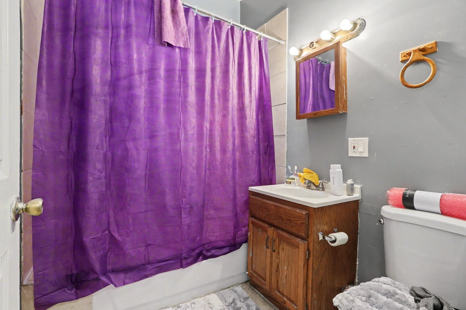 5718 South Green Street Chicago IL 60621