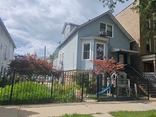1728 North Francisco Avenue Chicago IL 60647
