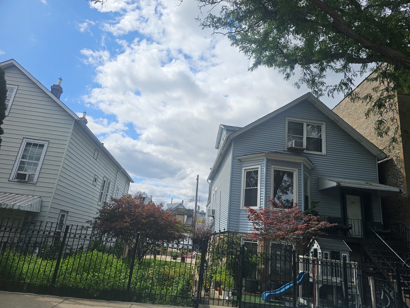 1728 North Francisco Avenue Chicago IL 60647