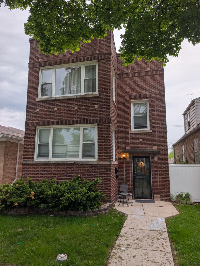 554 East 103rd Place Chicago IL 60628