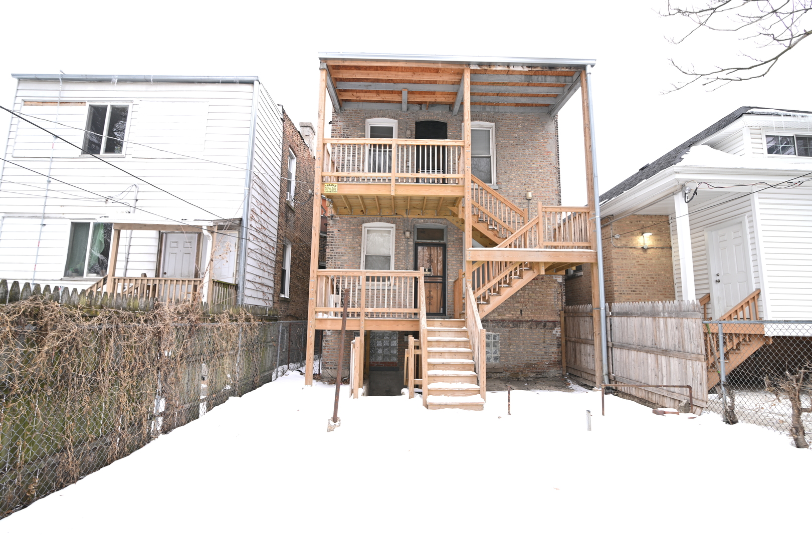 6209 South Justine Street Chicago IL 60636