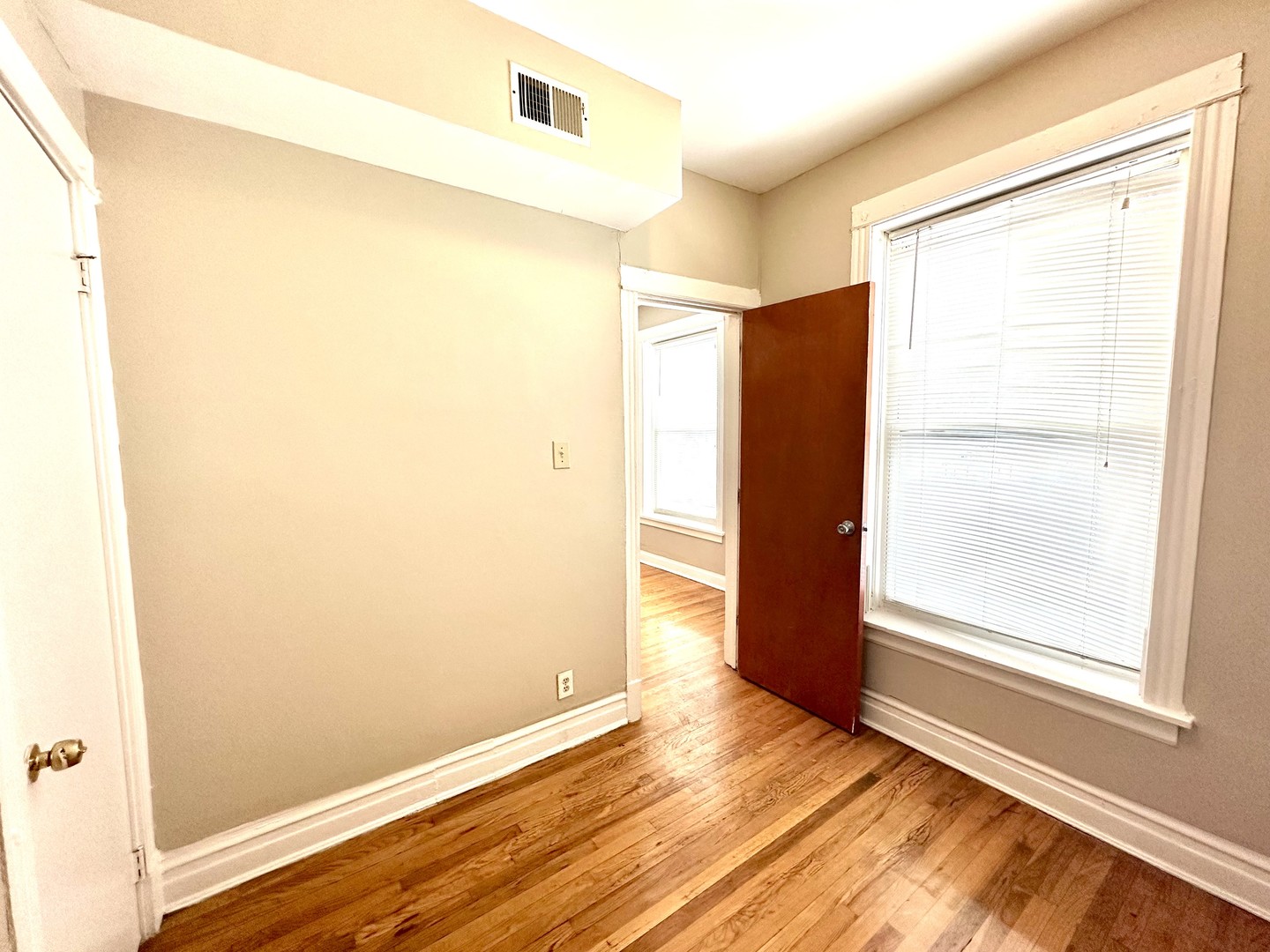 6209 South Justine Street Chicago IL 60636