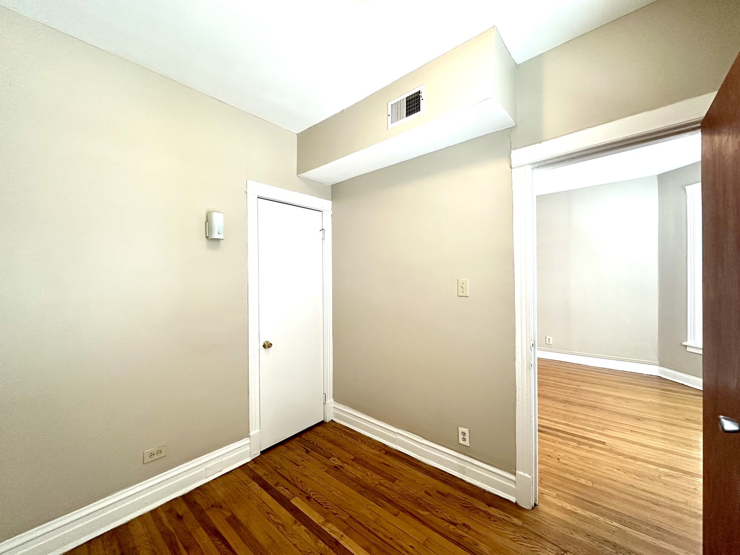6209 South Justine Street Chicago IL 60636