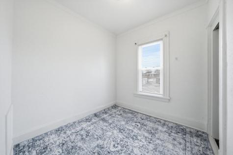 11412 South Saint Lawrence Avenue Chicago IL 60628