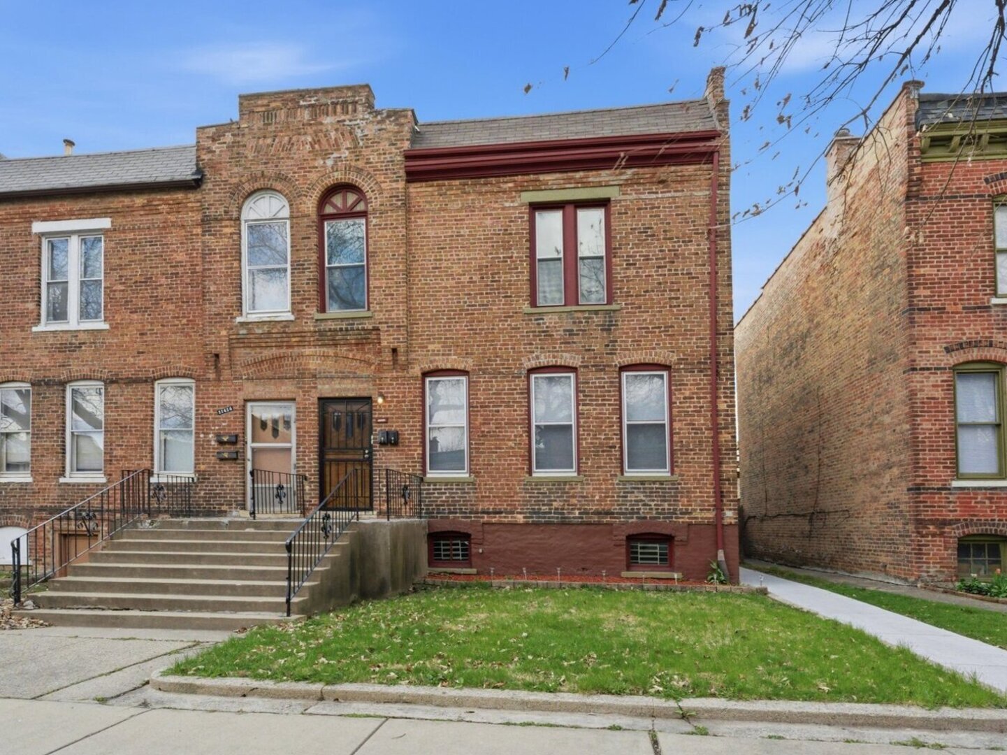 11412 South Saint Lawrence Avenue Chicago IL 60628