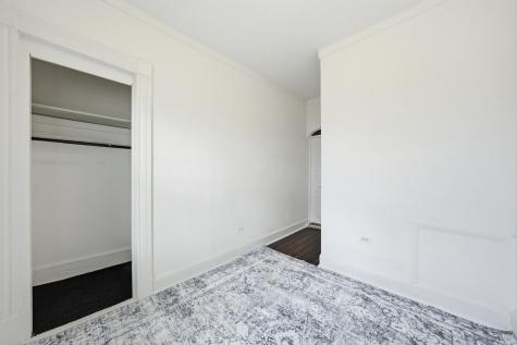 11412 South Saint Lawrence Avenue Chicago IL 60628
