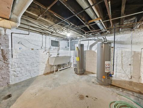 11412 South Saint Lawrence Avenue Chicago IL 60628
