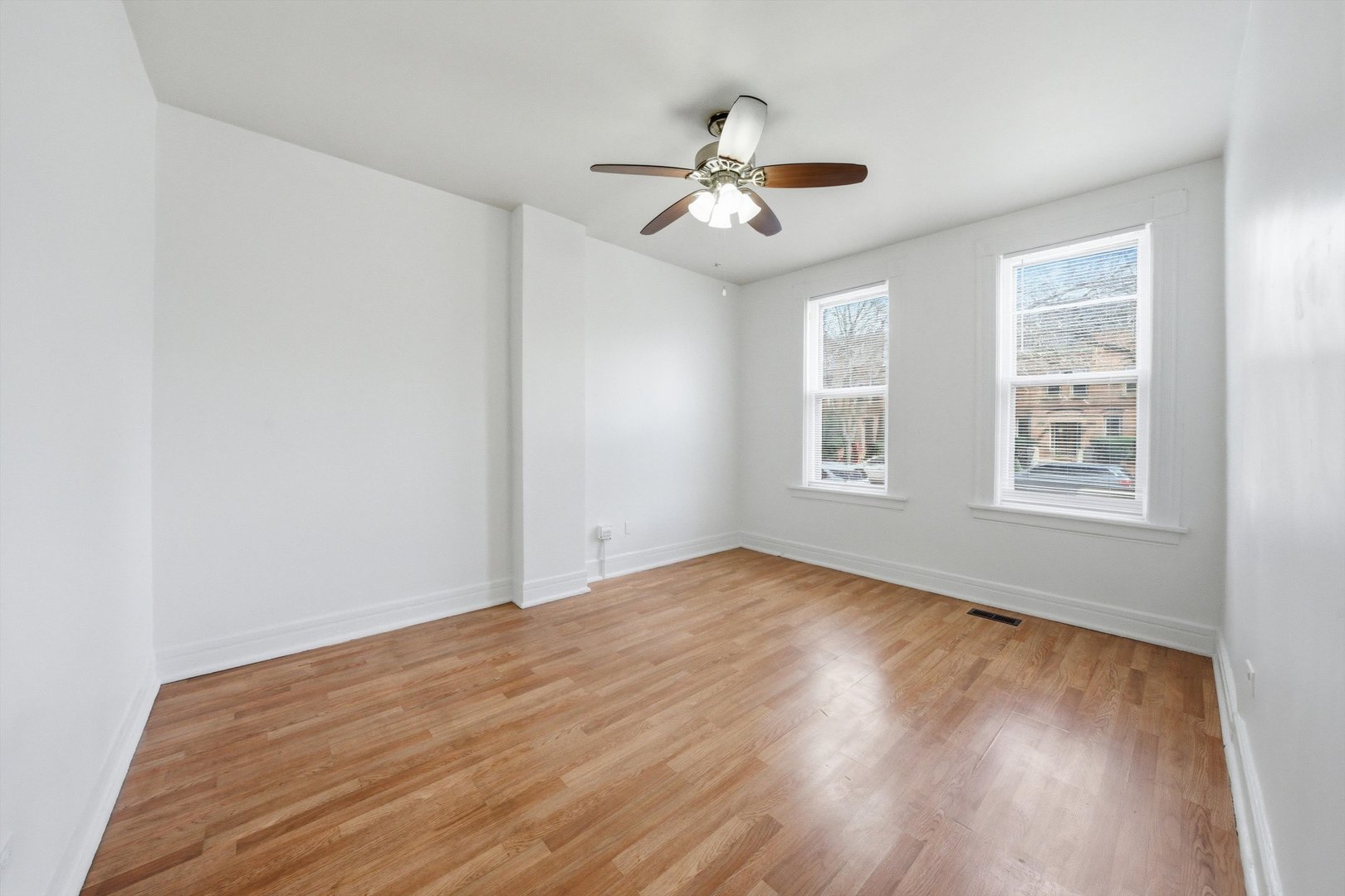 11412 South Saint Lawrence Avenue Chicago IL 60628