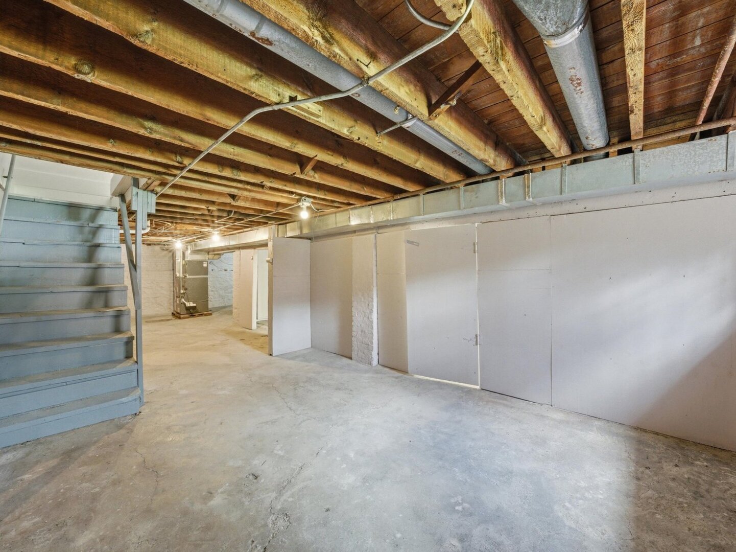 11412 South Saint Lawrence Avenue Chicago IL 60628