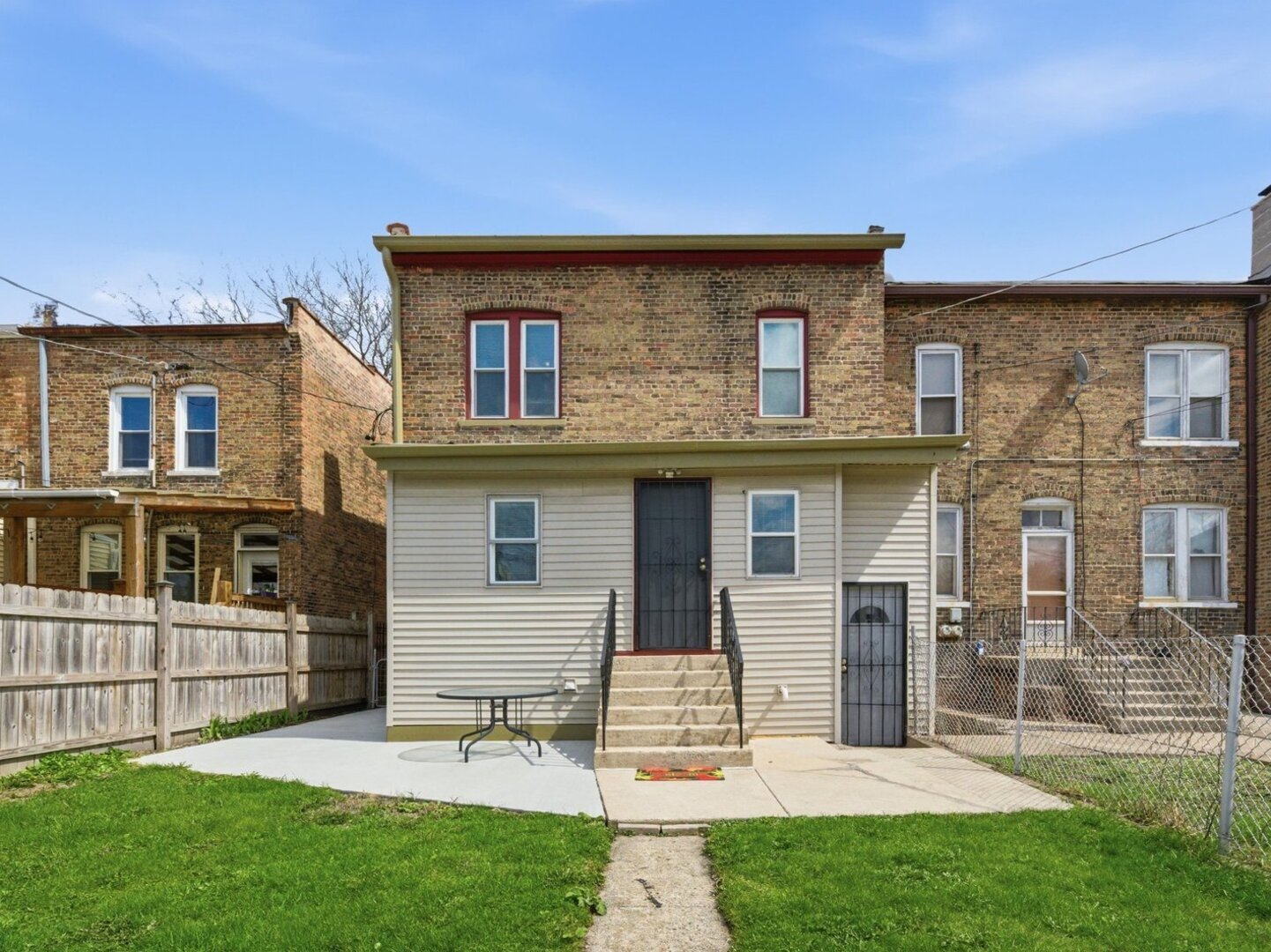 11412 South Saint Lawrence Avenue Chicago IL 60628
