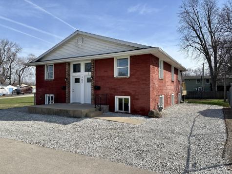 702 4TH Avenue Ottawa IL 61350