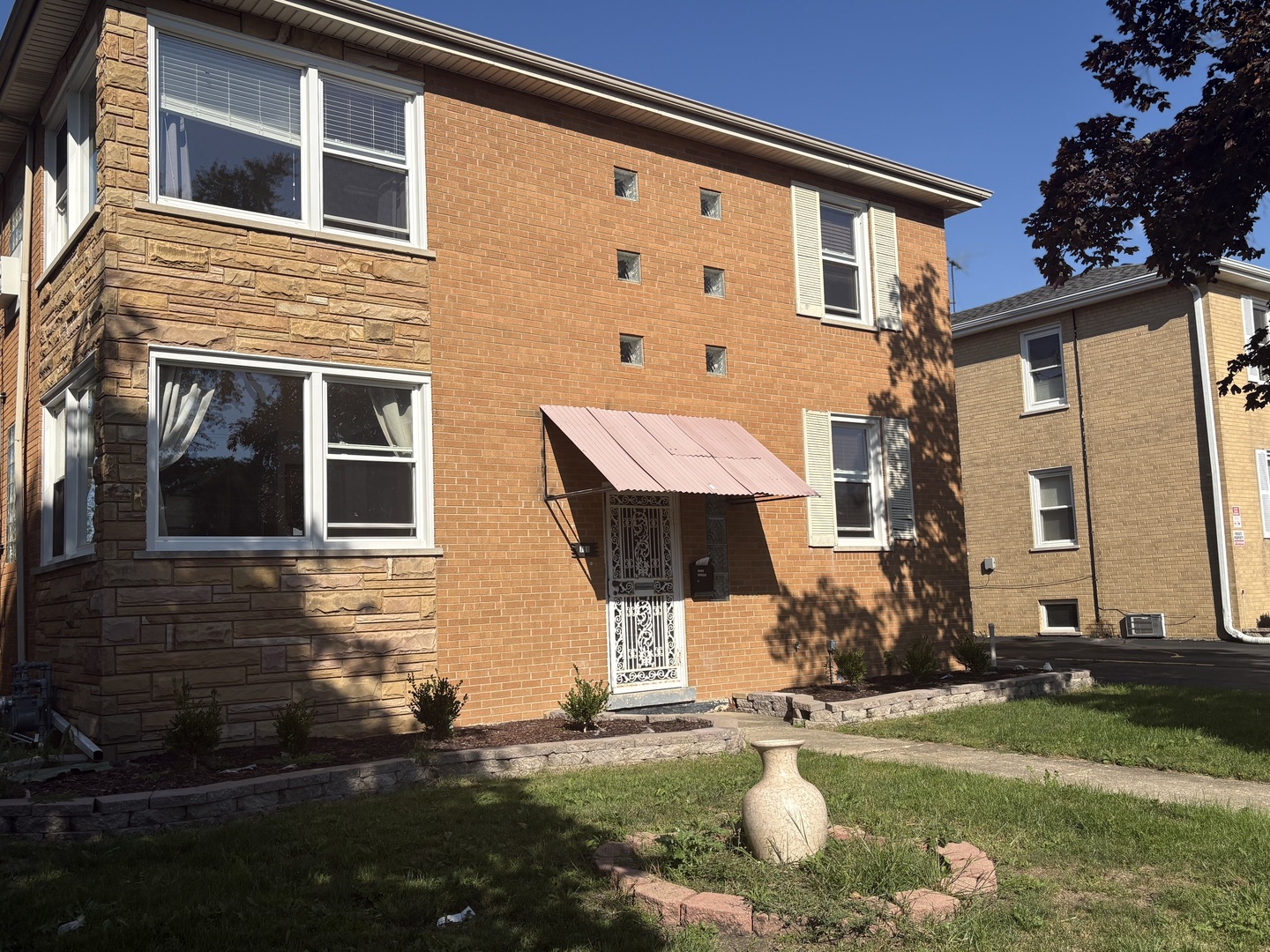 751 North Northwest Highway N Park Ridge IL 60068