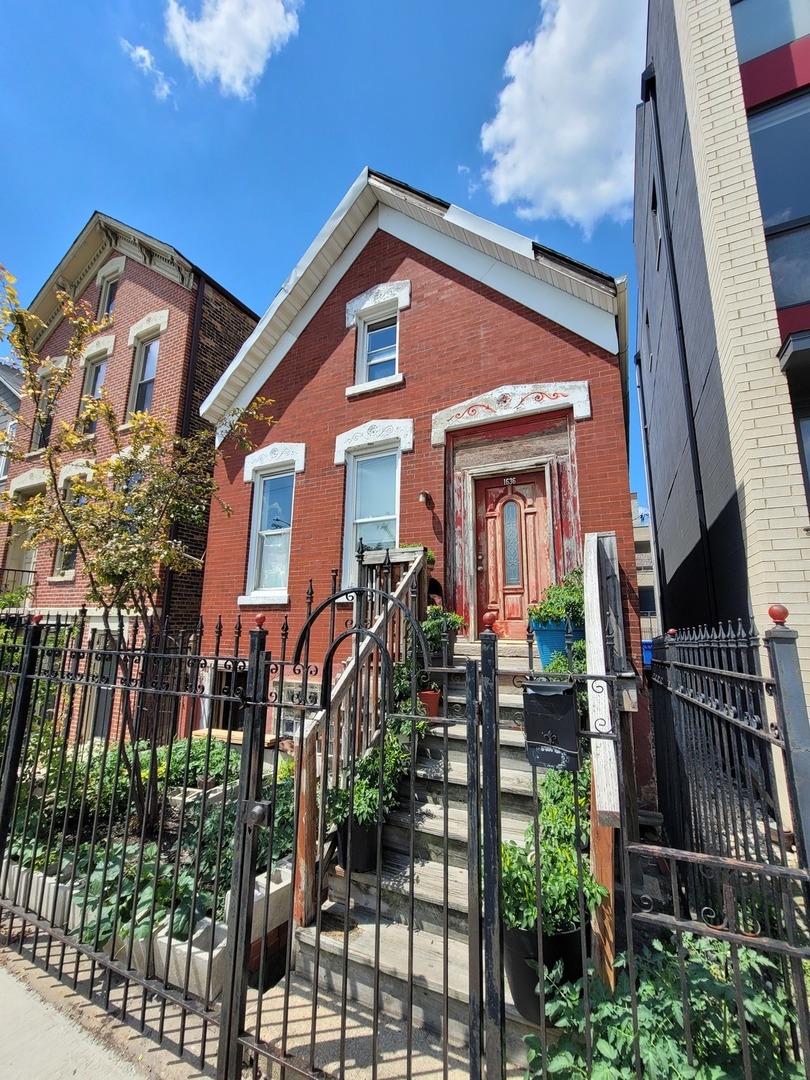 1636 West Augusta Boulevard Chicago IL 60622