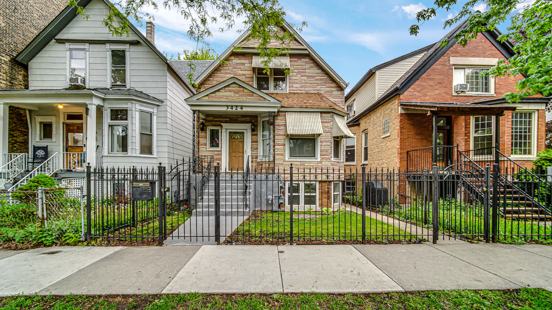 3424 West Parker Avenue Chicago IL 60647